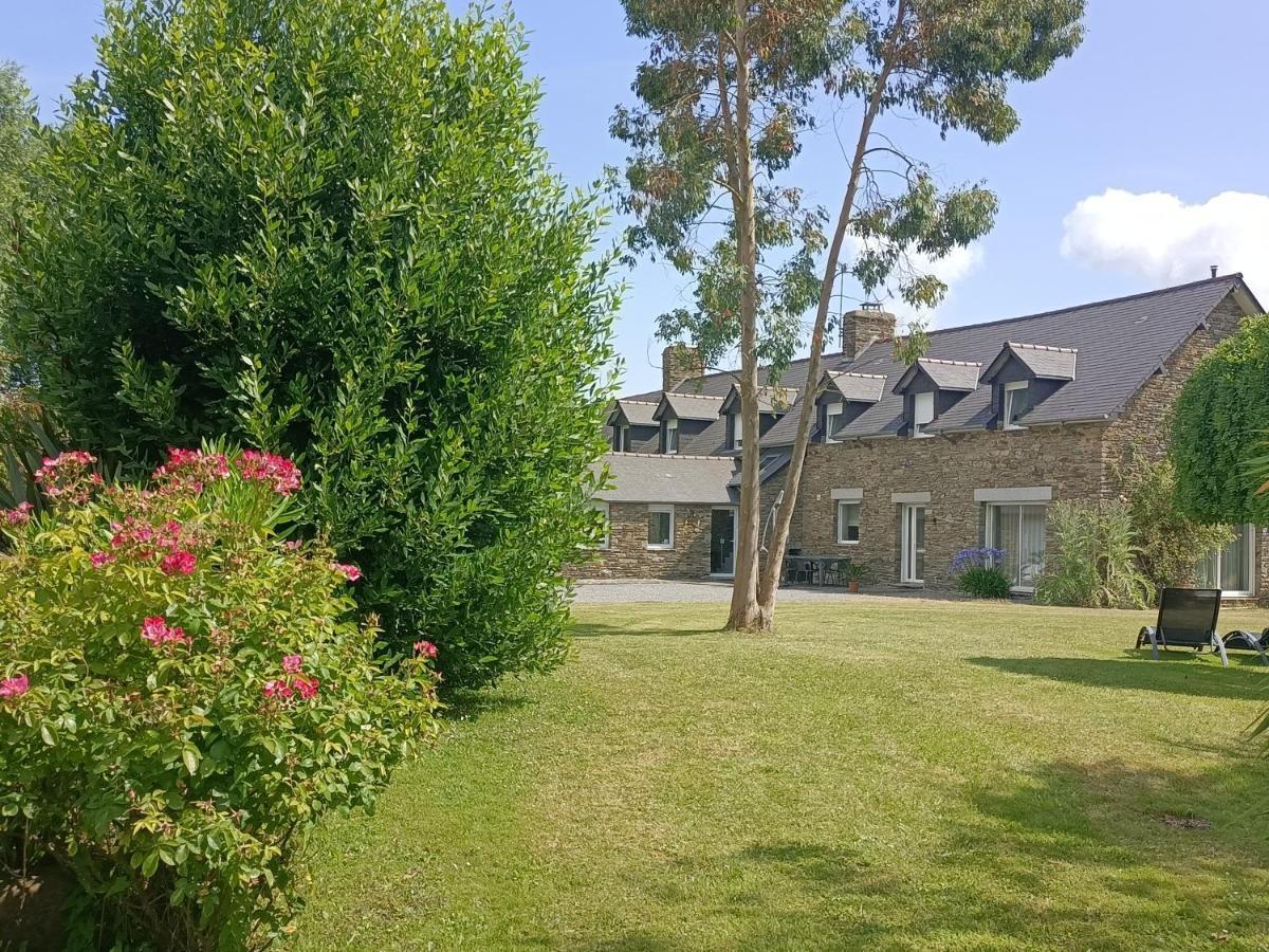 Hotel Relais De Moidrey Exterior foto
